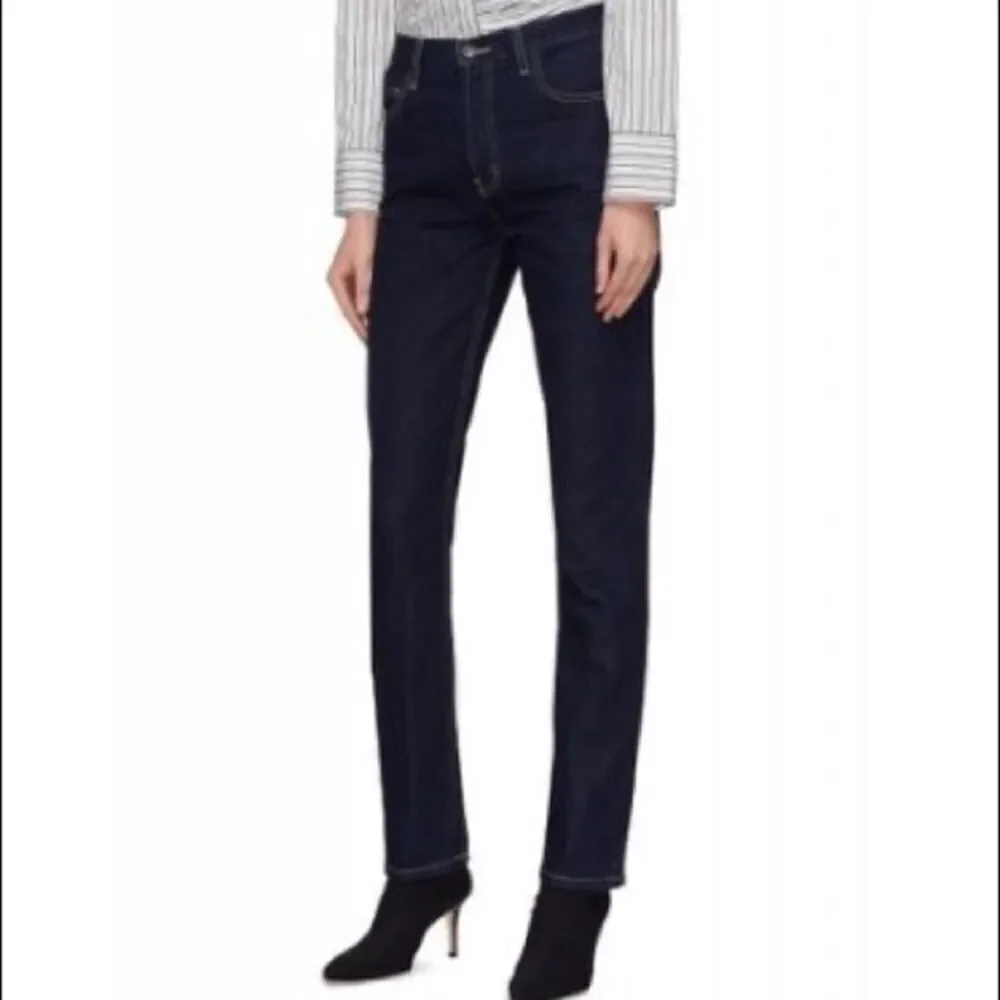 Current/Elliot The Stovepipe Jeans,